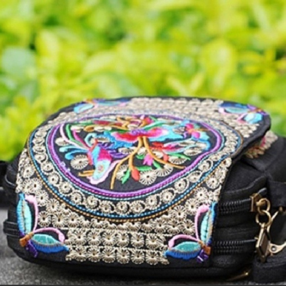 Boho embroidered mini bag - Picture 3 of 3